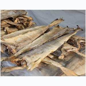 Morue séchée, morue séchée en morceaux et têtes de morue, morue séchée en morceaux de différentes tailles - Product Image 3