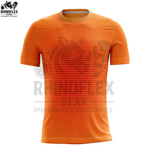 เสื้อฟุตบอลพิมพ์ลายดิจิตอลแบบขายส่ง แห้งเร็ว คุณภาพสูง ชุดยูนิฟอร์มย้อนยุค แบบซับลิเมชั่น ชุดแข่งฟุตบอล - Product Image 3