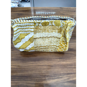 Vintage Patchwork Cosmetic Bag Small Zipper Closure Portable Multicolor Floral Patterned Pouch gift - Product Image 3