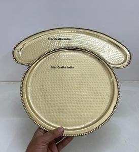 Plateau de service moderne en laiton pour restaurant, finition polie, compatible lave-vaisselle et micro-ondes, qualité supérieure, vente en gros, meilleur prix - Product Image 3