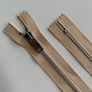 Best-seller 5 #   Fermeture éclair métallique blanc or à extrémité fermée, fermeture éclair personnalisée pour veste, fermeture éclair pour pull - Product Image 3