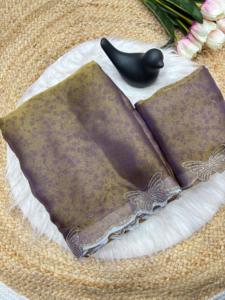ผ้าส่าหรีผ้าซาตินฟานดี้ พร้อมลายปักดิ้นทองแบบทอเองและขอบผ้าลายผีเสื้อ สำหรับงานแต่งงานและงานปาร์ตี้ พร้อมเสื้อคลุม - Product Image 5