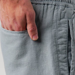 Pantalones Cortos Deportivos Personalizables para Hombre, de Algodón Orgánico, con Estampado de Bambú, hasta la Rodilla, con Cordón Ajustable, Diseño Sólido, Tipo Jersey - Product Image 3