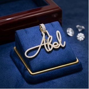 จี้สร้อยคอทองคำแท้ 14K แบบกำหนดเอง ประดับเพชรแล็บโกรว์ ตัวอักษรภาษาอังกฤษแบบเขียนลายมือ  ของขวัญสุดเก๋ไก๋  สามารถสลักชื่อได้ - Product Image 5