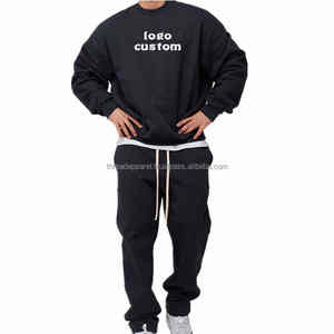 Conjunto de ropa deportiva de gimnasio de dos piezas de alta calidad para hombre, chándal para correr con bolsillo y cuello redondo, transpirable con diseño personalizado para el invierno - Product Image 2