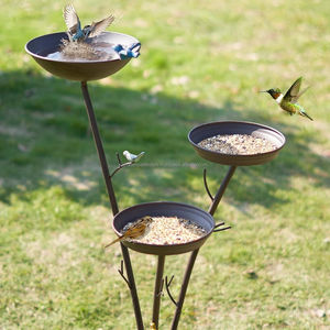 Bebedero para pájaros de metal con soporte, decoración de jardín para exteriores, material duradero, revestimiento resistente a la intemperie, perfecto para que los pájaros beban agua. - Product Image 1