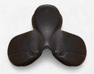 Selle d'obstacle en cuir pour dressage anglais FI-ES-00, arceau en fibre écologique, quincaillerie nickelée, assise en cuir souple - Product Image 4