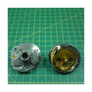 225-25869 PIÈCES DE MACHINE À COUDRE INDUSTRIELLE À CROCHET - Product Image 1