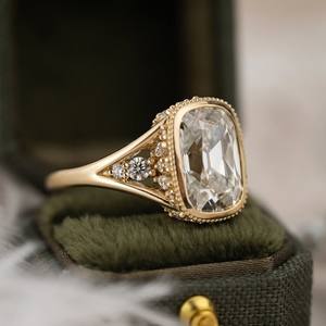 แหวนหมั้นเพชรทรงคุชชั่นวินเทจ เพชรเลี้ยงในห้องปฏิบัติการ ทอง 14K 18K ประดับแบบเฮโล ขอบเพชรแบบเบเซล สำหรับเจ้าสาว งานแต่งงาน ขายส่ง รับผลิตแบบ OEM ODM สินค้าใหม่! ! - Product Image 3