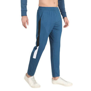 Pantalon de jogging évasé pour homme, 100% coton molletonné respirant, idéal pour le fitness, la gym et le streetwear. - Product Image 3