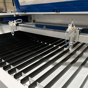 Producto Popular LM-1610-1 Máquina de Corte y Grabado Láser de CO2 para Materiales No Metálicos con Dos Cabezales Láser - Product Image 4