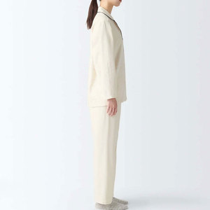 Ensemble pyjama 2 pièces, vente flash, design unique, vêtements de nuit pour femmes, prix bas, vêtements de nuit respirants, fabriqué au Pakistan - Product Image 3