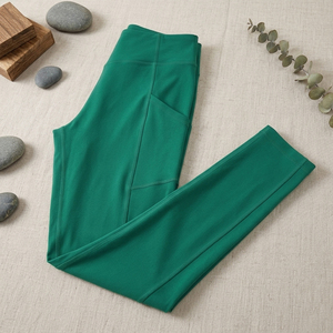 Leggings vert émeraude avec poche, taille haute, longueur intégrale, tricotés en spandex et polyester, respirants, séchage rapide, vêtements de sport pour femmes - Product Image 4