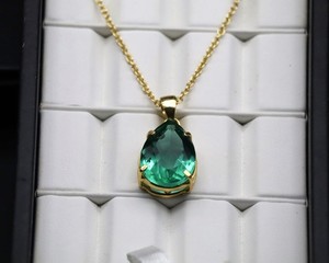 <b>Emerald</b> Teardrop <b>Pendant</b> Natural Green Gemstone Necklace Luxury Jewelry Healing Crystal Gift Wholesale Supplier - Product Image 6