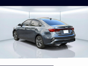 K-i-a F-o-r-t-e L-X-S F-W-D 1 2024 - Product Image 2