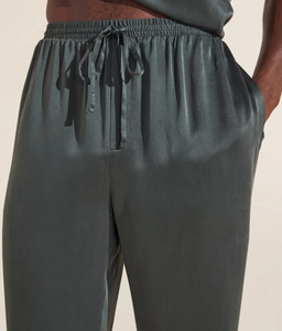 Ensemble de pyjama décontracté pour homme, doux et respirant, vêtements de nuit deux pièces, tenue de détente confortable pour la maison, idéal pour le quotidien - Product Image 3