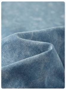 T-shirt Homme Oversize en Coton Lourd 250 g/m² avec Logo Personnalisé Imprimé en Relief, Effet Délavé au Soleil et Lavage Acide, Modèle Vierge de Designer - Product Image 5