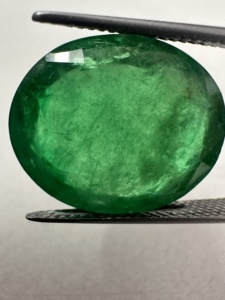 Pierre précieuse émeraude verte ovale de luxe 14,51 carats, taille émeraude, pierre naturelle non montée pour la fabrication de bijoux fins sur mesure, vente en gros - Product Image 1