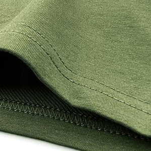 Shorts Bermuda pour homme en vert olive, à séchage rapide, avec cordon de serrage et poches zippées, style décontracté et sportif - Product Image 4