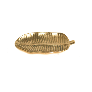 Superbe assiette décorative en laiton en forme de feuille, faite à la main, motif végétal créatif, design naturel, couleur or, à prix avantageux - Product Image 1