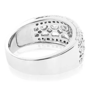 Bague de fiançailles et de mariage classique en or plaqué 18 carats avec trois rangées de diamants cultivés en laboratoire, sertie pavé brillant, pour femme, modèle EtherStar Jewels 8gm - Product Image 2