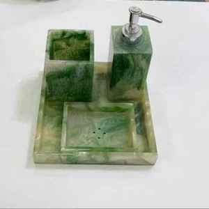 Accessoires de salle de bain en résine blanche de luxe écologiques, ensemble rectangulaire de quatre pièces, RR ENTERPRISES Inde - Product Image 4