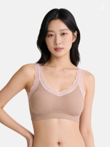 Bmama Brown Sujetador deportivo inalámbrico de algodón, sujetador de dormir elástico transpirable sin costuras, talla única S XL BR2601 - Product Image 1