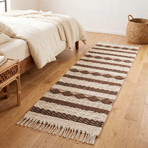 Farmhouse Cotton Floor Rug with Textured Stripe <b>Weave</b> for Contemporary Interiors - Product Image 4