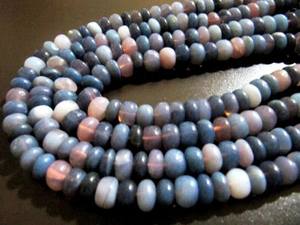Perles d'opale bleue lavande naturelle, rondes, lisses, 8-9 mm - Product Image 6
