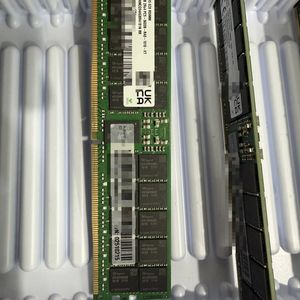 Módulos de Memoria RAM <span class=keywords><strong>DDR5</strong></span> RDIMM de 64GB 5600MT/s para Servidores Dell, Nuevos, Diseñados para Servidores PowerEdge de 16ª Generación - Product Image 3