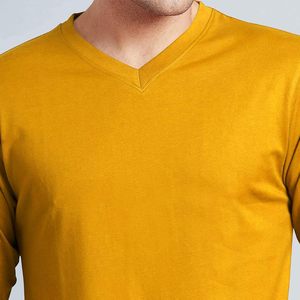 T-shirt à manches courtes pour homme en coton jaune uni, coupe classique, à porter au quotidien - Product Image 4