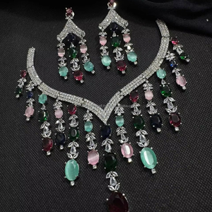 Ensemble de bijoux de mariée en diamant américain classique Collier et boucles d'oreilles en deux pièces pour mariage Style classique à la mode - Product Image 1