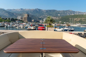 B-e-n-e-t-e-a-u M-o-n-t-e-c-a-r-l-o 47 f-l-y - Product Image 4