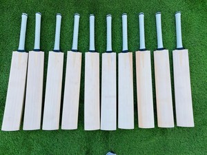 Batte de cricket durable en bois, équipement sportif pour adultes, joueurs débutants, entraînement, compétitions, jeux en plein air - Product Image 5