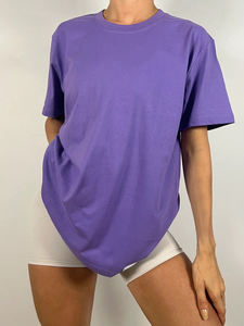 Camiseta Oversize para Mujer al por Mayor, Color Liso, Casual, Top Largo de Verano, Fabricante OEM de Camisetas Básicas y Modernas para Mujer - Product Image 3