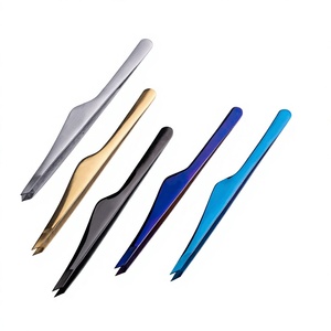 Pinzas Profesionales para Cejas de Acero Inoxidable con Punta Inclinada de Precisión, Agarre Superior y Opciones de Color Personalizadas para Depilación - Product Image 1