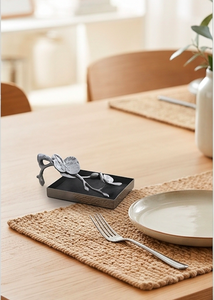 Porte-mouchoirs décoratif artisanal en métal à motif de fleurs de cerisier orientales, pour hôtels et restaurants - Product Image 5