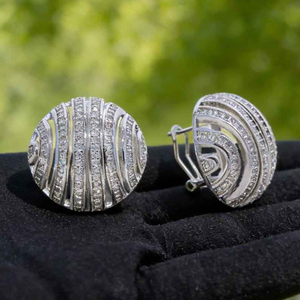 Pendientes de tuerca redondos de moissanita de lujo, plata 925, diseño geométrico a rayas, elegantes y brillantes, joyería llamativa, regalo para mujer - Product Image 2