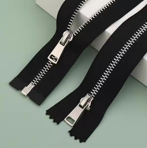 Factory Price 3# 5# Metal <b>Zippers</b> Open End Auto Lock Brass <b>Zippers</b> for Coat Clothing Bags Jackets - Product Image 3