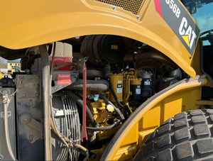 Ventas Industriales de Compactadores de Suelo de un Solo Tambor CS56B de 11 Toneladas para Maquinaria de Construcción Pesada, 2016 - Product Image 4