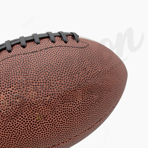 Ballon de football américain personnalisé en PU/cuir, durable, pour l'entraînement sportif en extérieur, vente en gros, logo personnalisé - Product Image 3