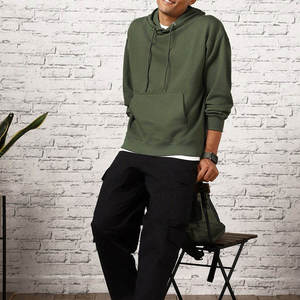 Sweat-shirts décontractés pour hommes, fabriqués en usine OEM, surdimensionnés, avec logo personnalisé imprimé en relief, pour hommes, sweat-shirts chauffants - Product Image 3