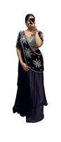 Sari prêt-à-porter en soie de qualité supérieure pour mariage, avec broderie de perles et sequins, et chemisier cousu, style indien, richement orné de perles, idéal pour les fêtes.