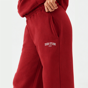 Conjunto Deportivo Personalizado para Mujer, Sudadera con Capucha y Pantalones Jogger de Poliéster y Algodón, Impresión DTG Personalizada, Ropa Urbana de Dos Piezas - Product Image 4
