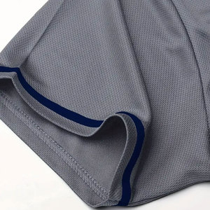 Camiseta al por mayor con MOQ bajo, 100% poliéster, jersey de béisbol para hombre y joven, uniformes de softbol personalizados, color sólido estampado - Product Image 4
