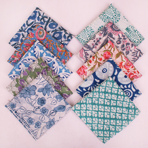 Foulard bandana en coton biologique fait main à imprimé floral artistique, léger, écologique, style bohème, unisexe, pour cheveux et cou - Product Image 1