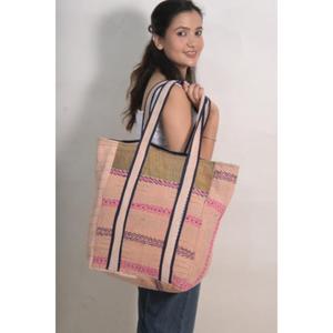 Bolso de Hombro Tipo Tote de Algodón Kantha Hecho a Mano en India, Estilo Vintage Boho para Mujer, para Compras, Supermercado y Mercado, para Todas las Temporadas - Product Image 3
