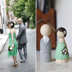 Muñecos de Madera Personalizados, Figura de Pareja con Base Personalizada, Mini Juguete Unisex de 3-15 cm - Product Image 3