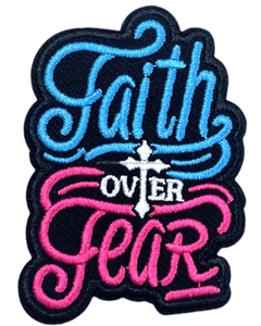 Patch brodé religieux chrétien « Au-dessus de la peur, crois » avec verset biblique, 3 pouces, thermocollant/à coudre, pour appliqué en tissu - Product Image 1