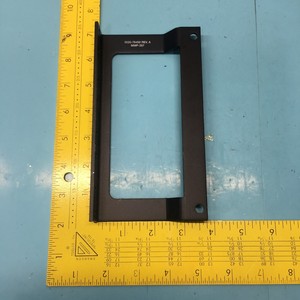 AMAT 0020-76450 BRACKET TOP MTG SHORT MANIFOLD FAC - Equipo y piezas de semiconductores de confianza globales de la marca Legacy - Product Image 1